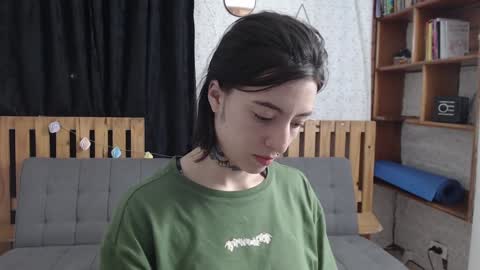 alicee_logan_ online show from 12/17/24, 02:01