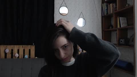 alicee_logan_ online show from 01/04/25, 12:59