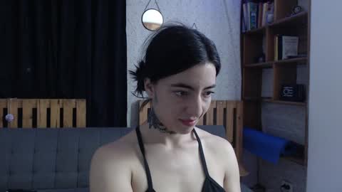 alicee_logan_ online show from 01/31/25, 02:04