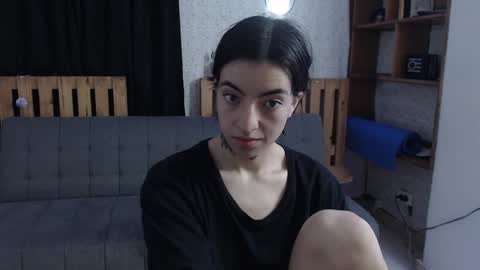 alicee_logan_ online show from 01/31/25, 05:09