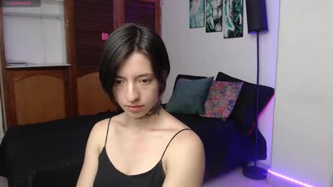 alicee_logan_ online show from 09/14/25, 02:22