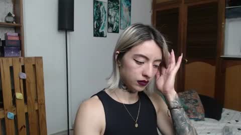 alicee_logan_ online show from 06/13/26, 02:09