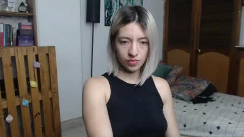 alicee_logan_ online show from 07/08/26, 01:43
