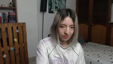 alicee_logan_ online show from 07/27/26, 01:56