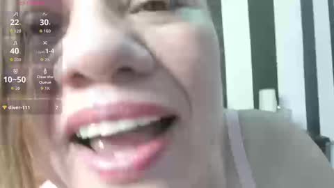 alicee_mature4 online show from 09/23/25, 11:19