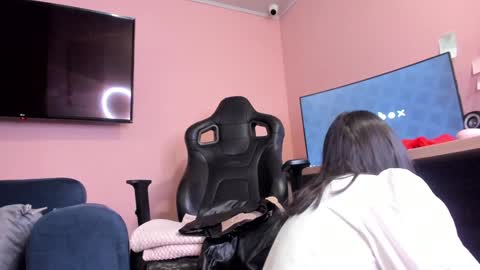 Aleja  online show from 12/12/24, 12:33
