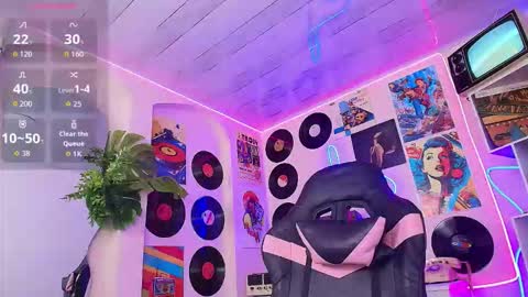 Danna online show from 09/11/25, 07:25
