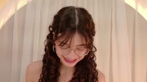 Snapshot of alicee_rodriguez chatting on 07/17/26, 05:07 alice online show from 07/17/26, 05:07