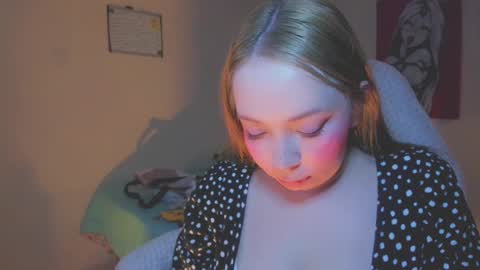  Dino nugget online show from 03/09/25, 05:06