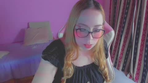  Dino nugget online show from 09/09/25, 12:43