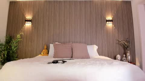 Snapshot of alicehanz_ chatting on 10/17/25, 04:26 Alice online show from 10/17/25, 04:26