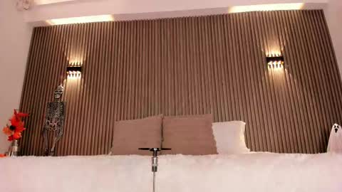 Snapshot of alicehanz_ chatting on 10/26/25, 04:29 Alice online show from 10/26/25, 04:29