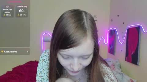Snapshot of alicehariss chatting on 09/30/25, 03:11 Alie online show from 09/30/25, 03:11