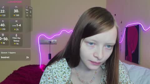 Snapshot of alicehariss chatting on 10/08/25, 01:25 Alie online show from 10/08/25, 01:25