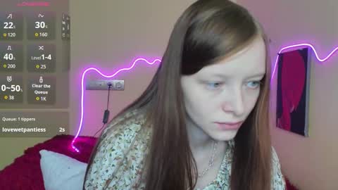 Snapshot of alicehariss chatting on 10/11/25, 01:27 Alie online show from 10/11/25, 01:27