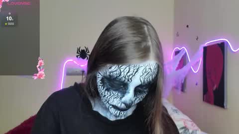 Snapshot of alicehariss chatting on 11/01/25, 03:19 Alie online show from 11/01/25, 03:19