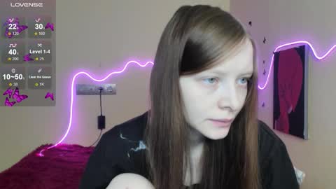 Snapshot of alicehariss chatting on 11/04/25, 04:11 Alie online show from 11/04/25, 04:11