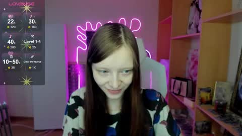 Snapshot of alicehariss chatting on 11/14/25, 03:16 Alie online show from 11/14/25, 03:16