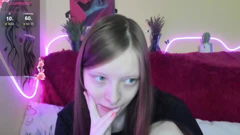 Snapshot of alicehariss chatting on 12/05/25, 05:16 Alie online show from 12/05/25, 05:16