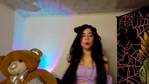 Alicekingdom online show from 11/24/25, 12:10