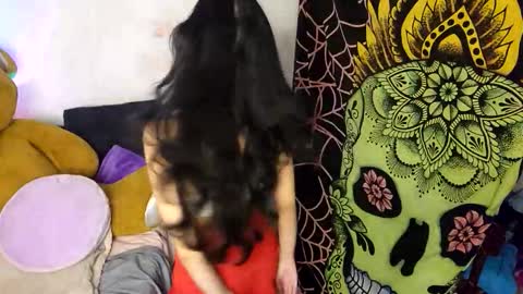 Alicekingdom online show from 12/01/25, 12:04