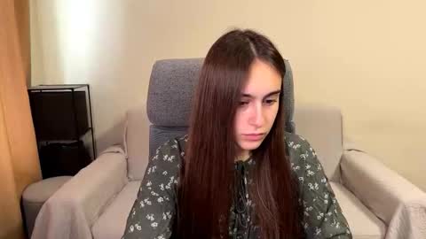 Snapshot of alicekollt chatting on 10/14/25, 08:37 alicekollt online show from 10/14/25, 08:37