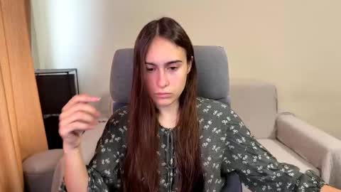 Snapshot of alicekollt chatting on 10/15/25, 07:52 alicekollt online show from 10/15/25, 07:52