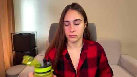 Snapshot of alicekollt chatting on 10/31/25, 08:26 alicekollt online show from 10/31/25, 08:26