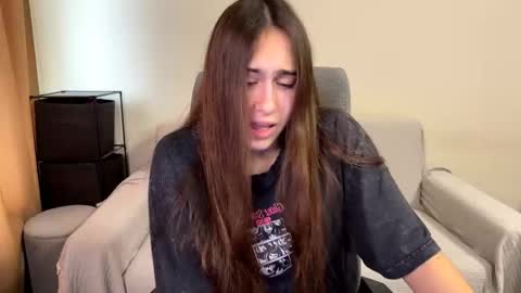 Snapshot of alicekollt chatting on 11/07/25, 09:31 alicekollt online show from 11/07/25, 09:31