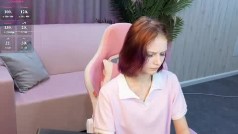 Snapshot of alicekruze chatting on 06/08/26, 01:28 alicekruze online show from 06/08/26, 01:28