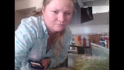 Snapshot of alicelakatana chatting on 01/15/25, 11:10 AliceLaKatana online show from 01/15/25, 11:10