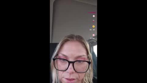 Alice Liddell online show from 10/12/25, 09:58