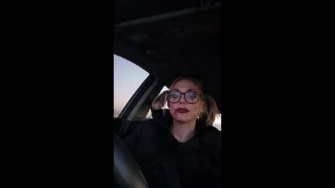 Alice Liddell online show from 11/01/25, 12:12