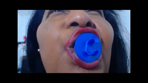 yasmin online show from 10/10/25, 05:06