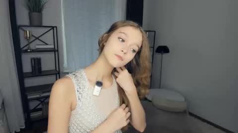 Serena online show from 12/01/25, 07:46