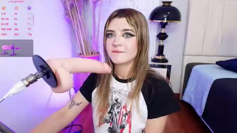 alicemillerr_ online show from 09/09/25, 07:13