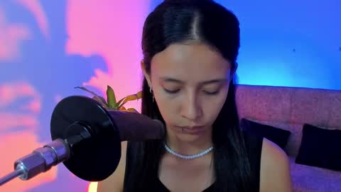 Alicee  online show from 11/13/25, 10:14