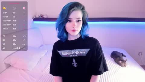 Snapshot of alicentity chatting on 10/18/25, 04:59 Alice online show from 10/18/25, 04:59