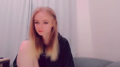 Snapshot of alicenya chatting on 06/25/26, 02:44 Alice online show from 06/25/26, 02:44