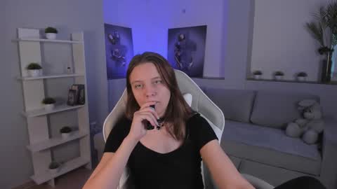 Alice online show from 10/16/25, 02:12