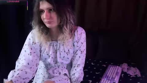 AlicePinkhead online show from 09/12/25, 02:17