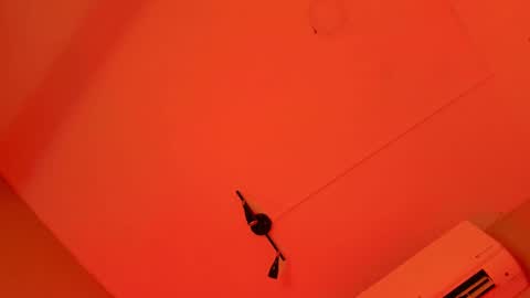 Snapshot of alicepoixxxon chatting on 10/03/25, 11:24 ALICE online show from 10/03/25, 11:24