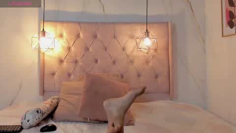 Alice Pol  online show from 02/14/25, 02:02