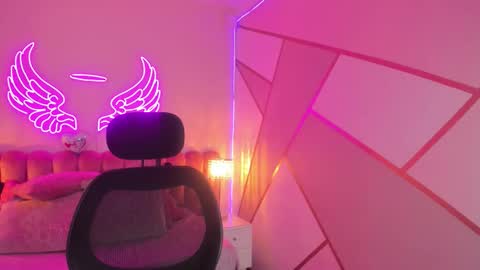 Snapshot of alices_kingsley chatting on 12/02/25, 12:54 Alice online show from 12/02/25, 12:54