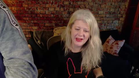 Alices Curiosity online show from 01/12/25, 07:10