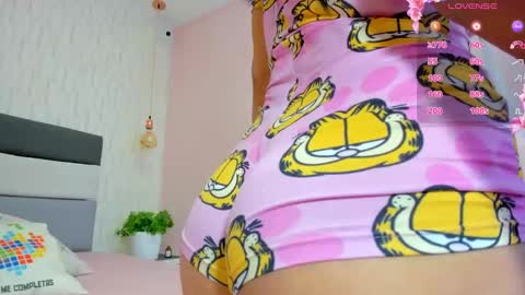          online show from 03/06/25, 02:08