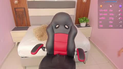          online show from 09/26/25, 06:56