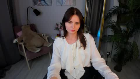 Alice online show from 09/11/25, 03:23