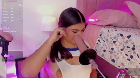 A L I C E  T H U N D E R online show from 10/31/25, 04:57