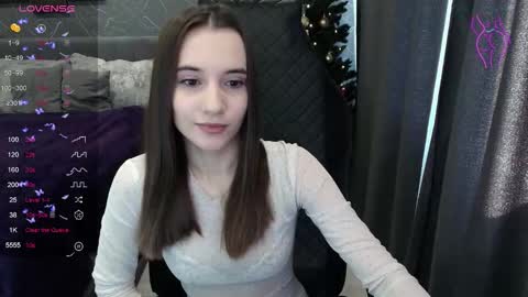 Snapshot of aliceweiss_ chatting on 01/18/26, 08:18 Alice online show from 01/18/26, 08:18
